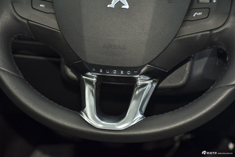 2015款东风标致308S 1.6T自动睿驰版