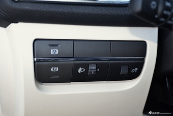 2016款DX7 1.5T自动白骑饰