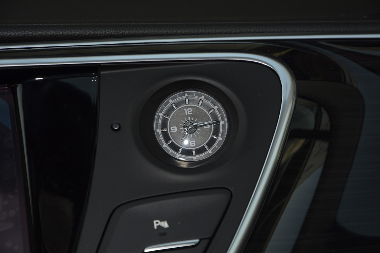 2018款昂科威2.0T自动四驱精英型28T