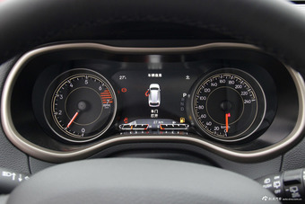 2016款自由光2.0L自动智能版