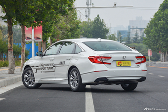 2018款雅阁1.5T自动舒适版230TURBO