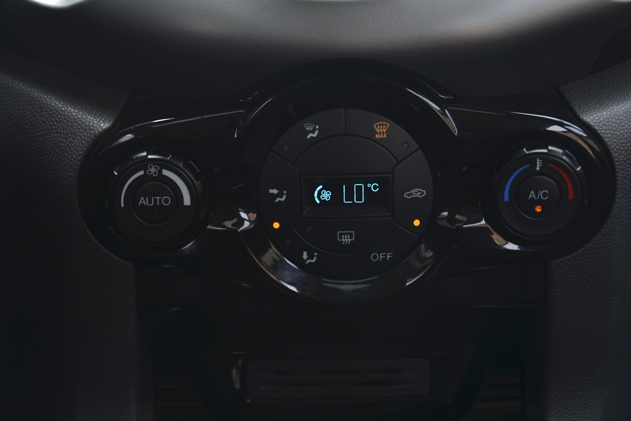 2017款翼搏1.5L手动尊贵型