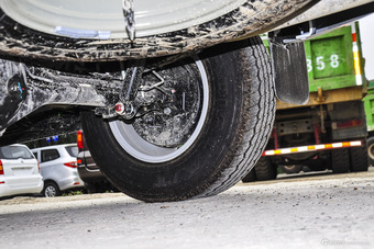 2016款瑞迈2.8T手动两驱豪华款