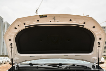 2016款长安CS75 1.8T自动尊贵型国5