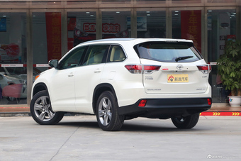 2017款汉兰达2.0T自动四驱至尊版7座