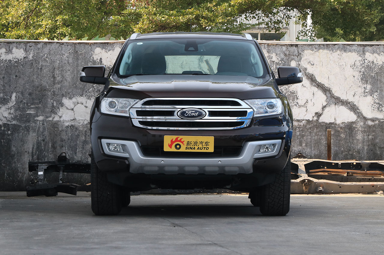 2017款撼路者2.0T自动四驱豪华版汽油7座