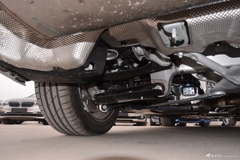 2019款宝马5系新能源 530Le 2.0T自动豪华套装