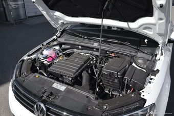 2017款速腾1.6L自动舒适型