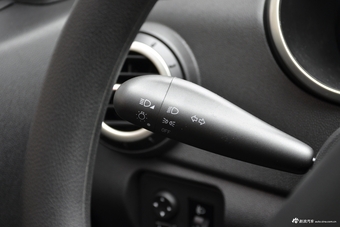 2018款奇瑞eQ1智炫版4座