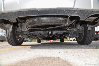 2015款北汽幻速H2 1.5L手动舒适型