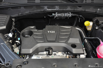 2016款荣威RX5 20T手动两驱旗舰版