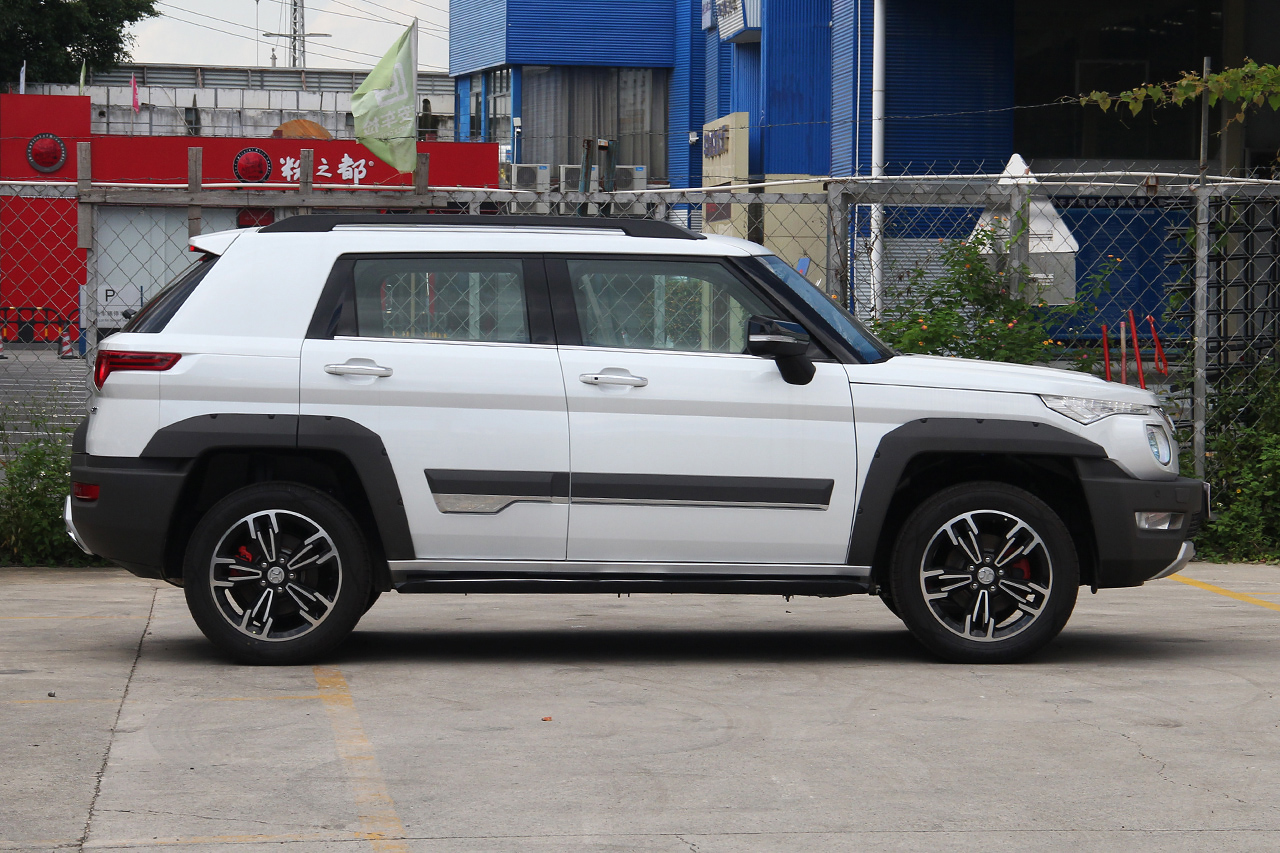 2018款北京BJ20 1.5T CVT豪华型