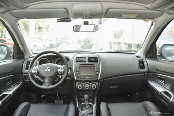 2013款劲炫ASX 2.0L自动四驱旗舰版图片