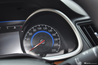 2016款科沃兹1.5L自动欣尚版