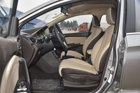 2017款宝骏310W 1.5L手动时尚型