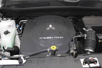 2017款猎豹CS10 2.0T自动豪华型