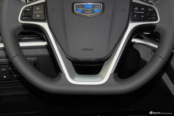 2017款吉利帝豪1.3T自动三厢百万款尊贵型