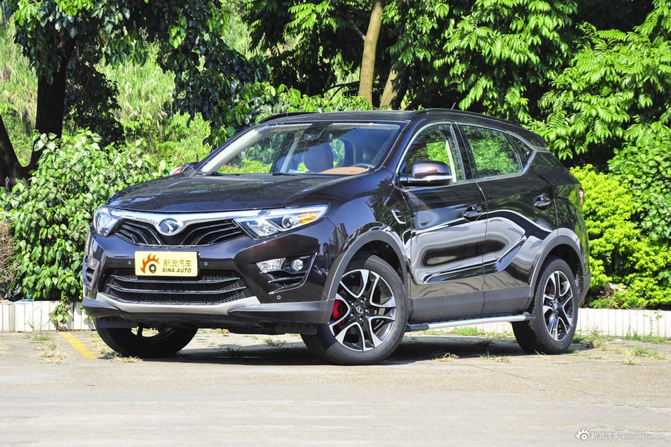 2015款DX7 2.0T手动运动豪华型