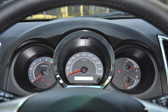 2015款黄海N1S 2.8T手动柴油四驱运动版