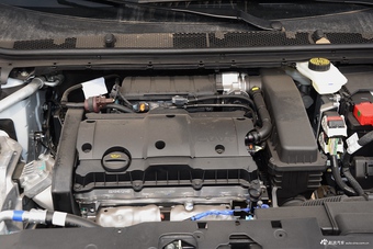 2016款标致308 1.6L手动时尚版