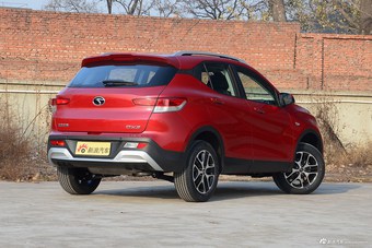 2016款东南DX3 1.5L手动豪华型