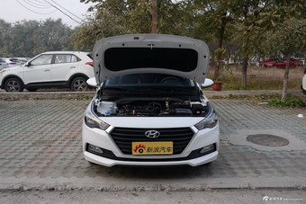 2016款现代悦纳 1.4L自动活力版SPORT