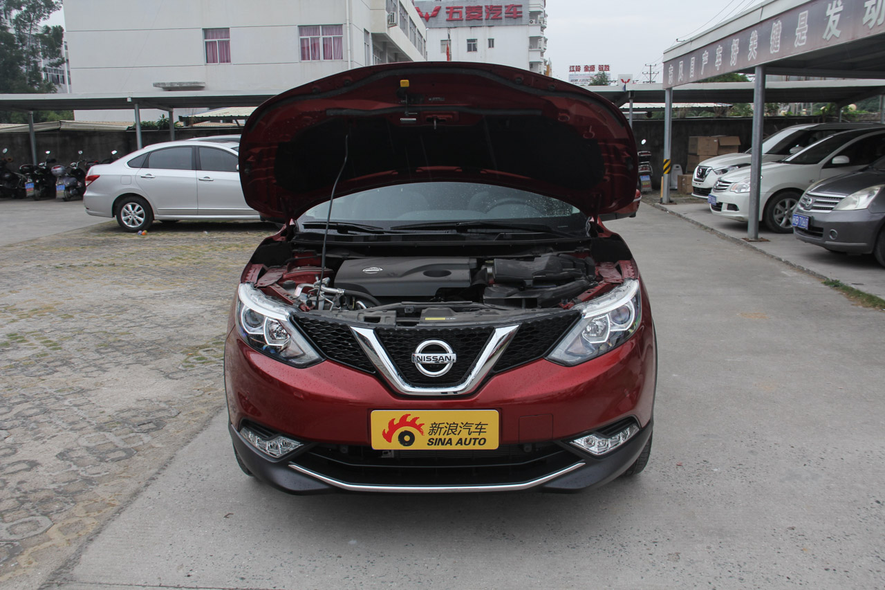 	2017款逍客2.0L自动旗舰版