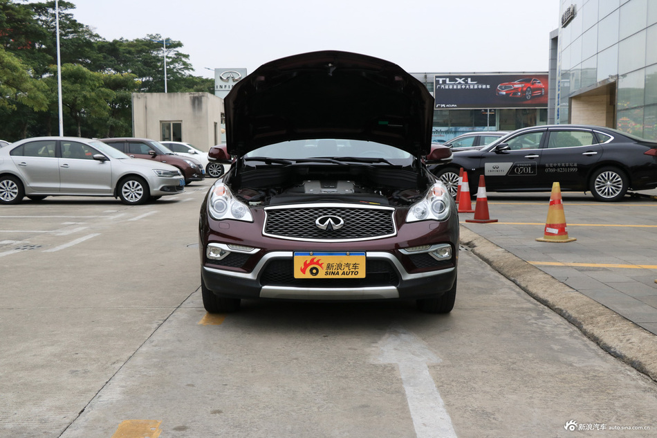 2015款英菲尼迪QX50 2.5L 自动豪华版