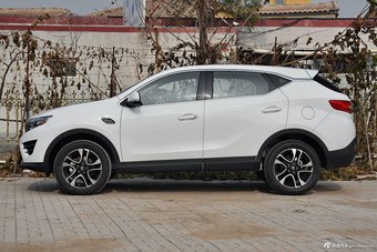 2017款东南DX7 1.5T手动舒适型