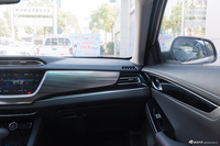  2018款福美来F5 1.6L自动豪华版