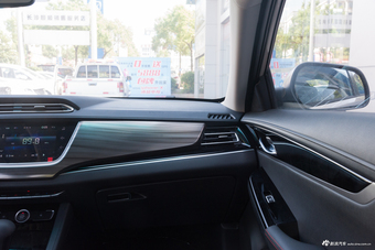  2018款福美来F5 1.6L自动豪华版