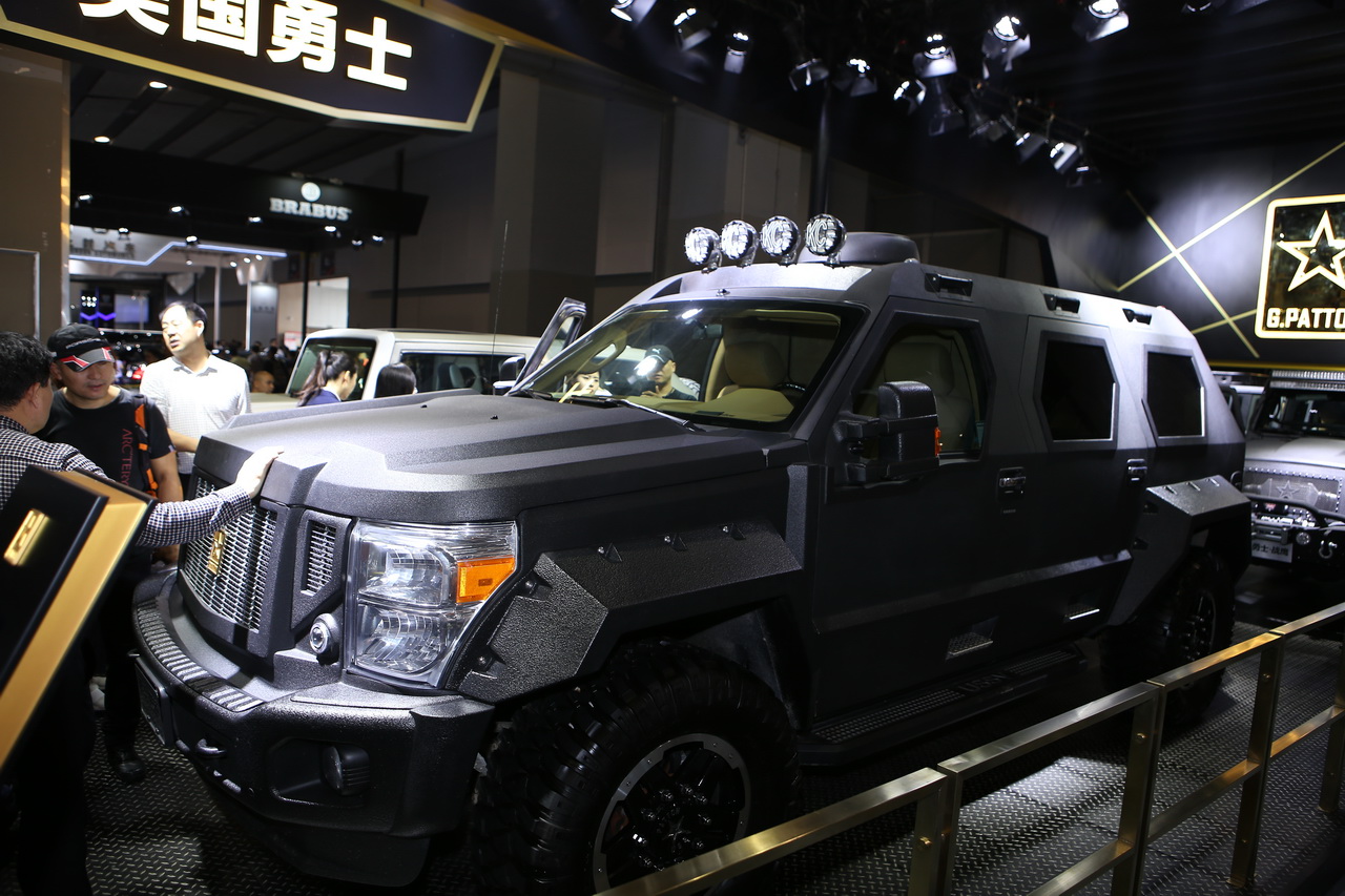 乔治巴顿 17款超级越野车