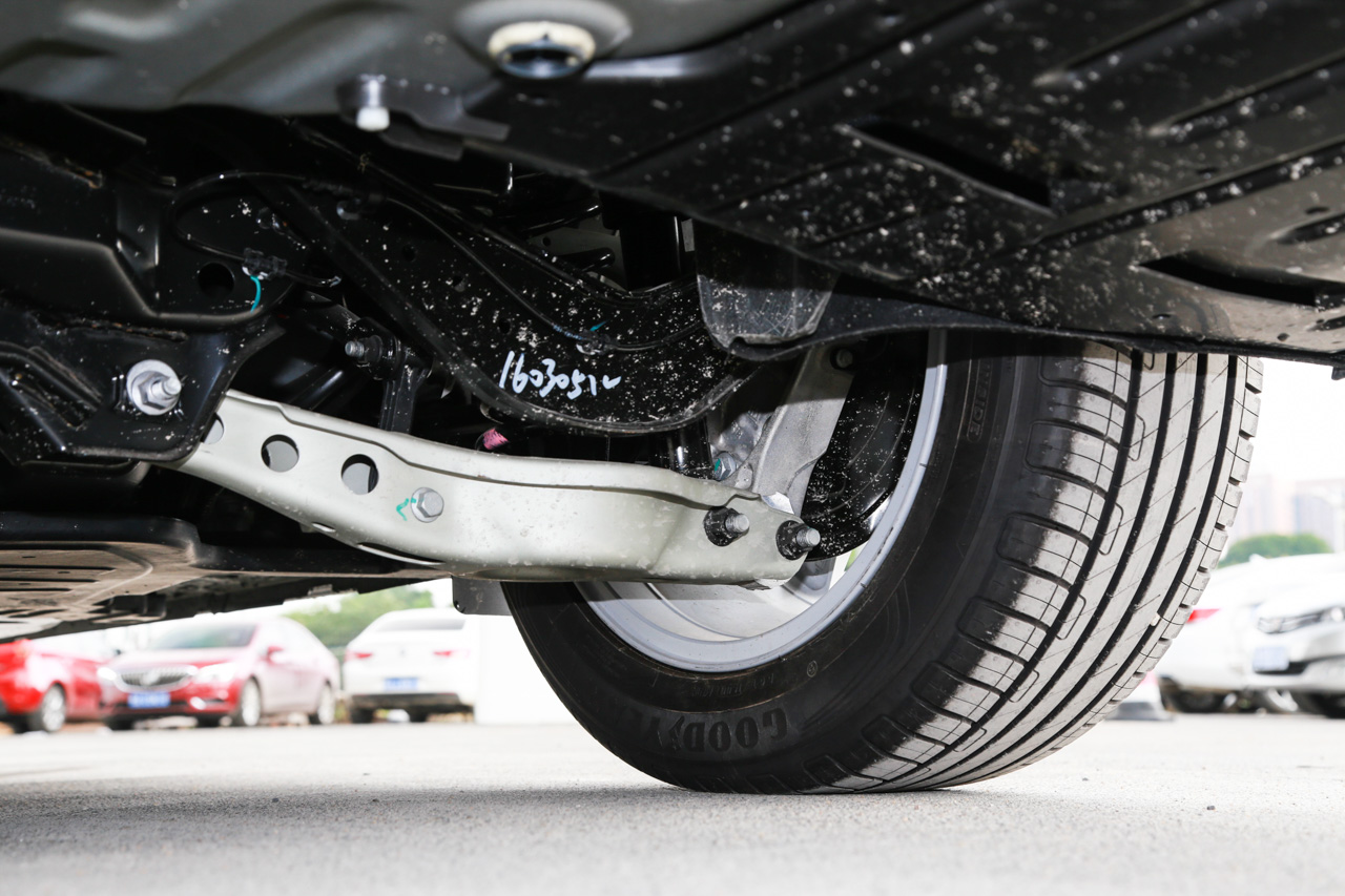 2016款迈锐宝XL 1.5T自动双离合锐耀版