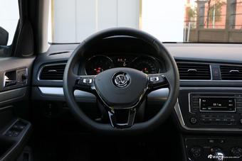 2017款朗逸1.4T自动舒适版230TSI DSG