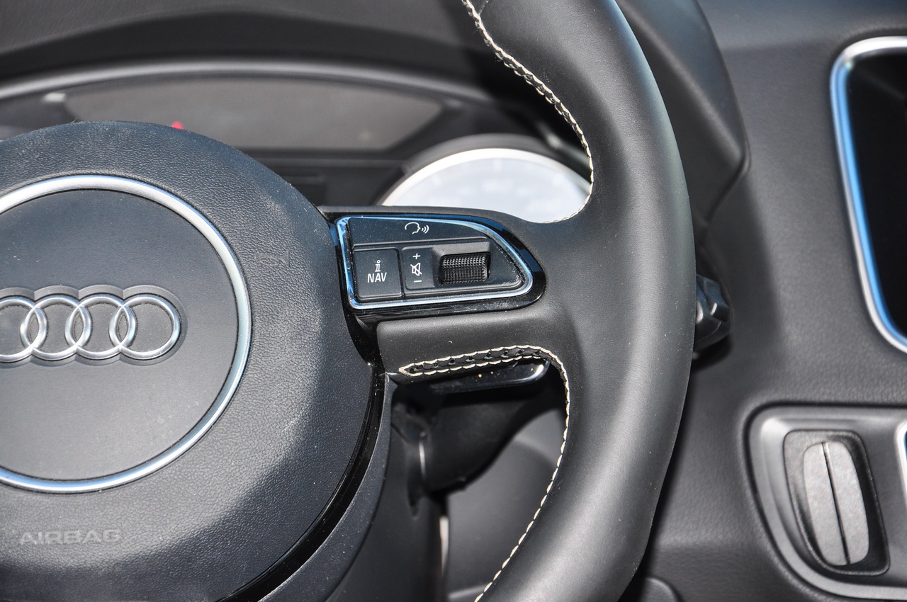 2014款奥迪SQ5 3.0T自动3.0TFSI quattro