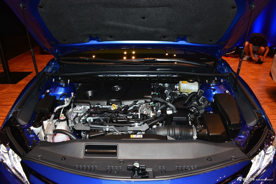 2018款凯美瑞2.5L 混动版