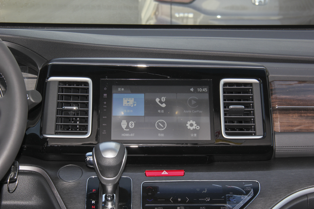 2016款艾力绅2.4L自动经典版