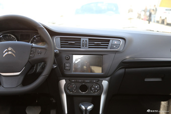 2017款雪铁龙C3-XR 1.6L自动先锋型