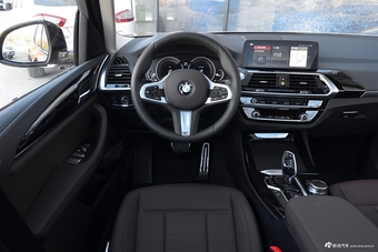 2018款宝马X3 xDrive25i M运动套装