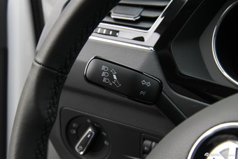 2017款途观L 1.8T自动两驱舒适版330TSI