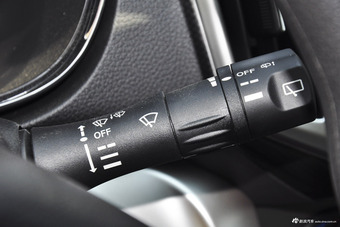 2015款启辰T70 1.6L手动睿行版