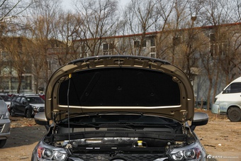 2017款传祺GS4 1.5T手动两驱豪华版235T