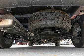 2018款瑞风R3 1.6L手动豪华天窗型