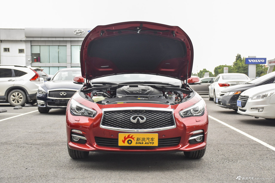 2016款英菲尼迪Q50L 2.0T自动悦享版