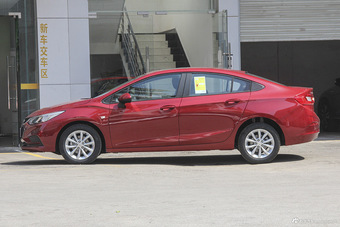 2016款科鲁兹1.5L自动时尚天窗版