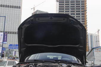 2017款奥迪A4L 2.0T自动40TFSI运动型