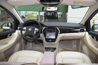 2016款腾势尊贵版