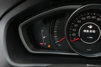 2018款沃尔沃V40 1.5T自动T3 智尚版
