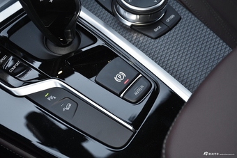 2019款宝马X4 2.0T自动xDrive25i M运动套装