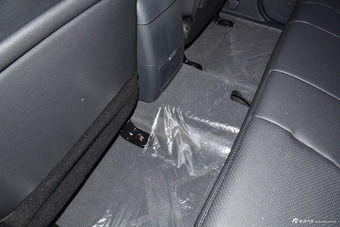 2015款拓陆者2.8T手动柴油四驱进取版